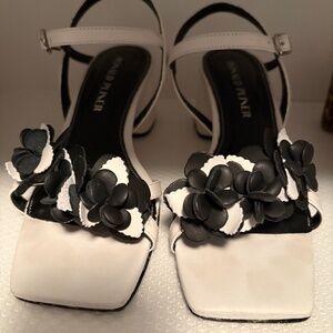 Donald Pliner Pira Black & White Floral Strappy Block Heel Sandals